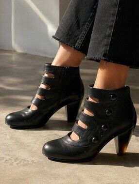 Miz Mooz Debra Women's Ankle Leather Biker Boots Size 8.5 Black Boho Fall Moto